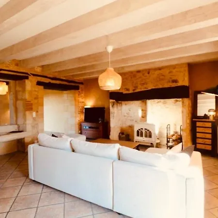 Le Logis De Saint-chamassy, Romantique Avec Jacuzzi Et Piscine Saint-Chamassy