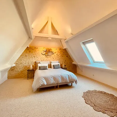 Le Logis De Saint-chamassy, Romantique Avec Jacuzzi Et Piscine