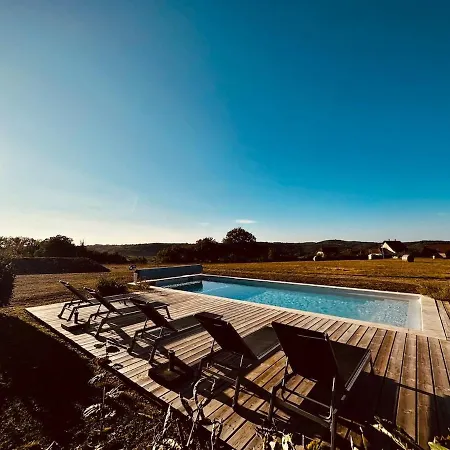 Le Logis De Saint-chamassy, Romantique Avec Jacuzzi Et Piscine בית נופש *